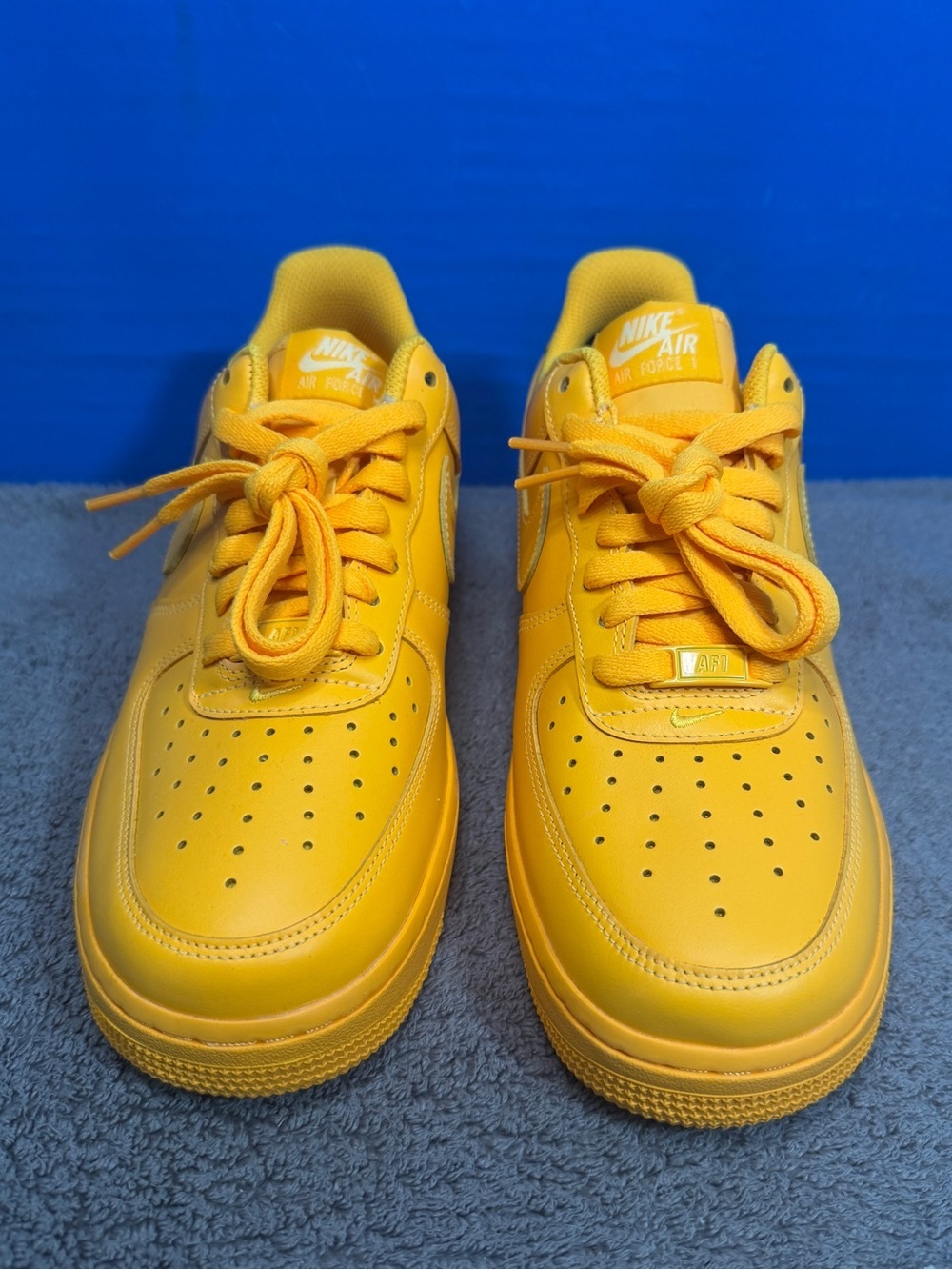 Air force 1
'Laser orange'
Brand new 
NWOT - Picture 3 of 13